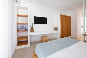 Leisure Suite – Almyra Seaside Luxury Suites, Kantouni
