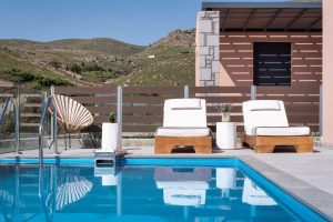 Liegen am Pool - Lemnos Thea Luxury Villas Limnos