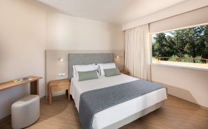 Panorama Deluxe Suite – Pilot Beach Resort, Georgioupoli