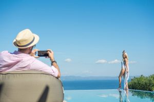 Pool der Villa Ekavi im Abendlicht - – Kappa Resort, Kassandra