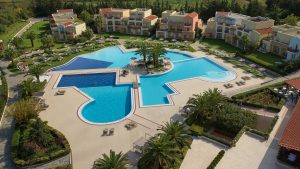 Pool im Garten – Pilot Beach Resort, Georgioupoli
