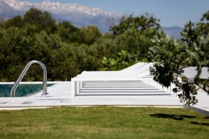 Pool und Garten – Mikro Livadi Lodges, Episkopi bei Rethymnon