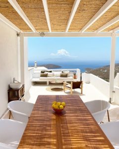 Serifos Olive – überdachte Terrasse mit Meerblick – Homesphere – Serifos White, Olive & Lemon, Chora