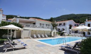 Skopelos Village Hotel in Skopelos-Stadt