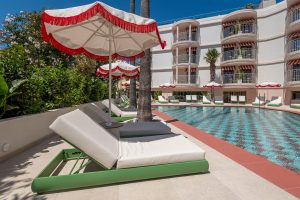 Sonnenliegen am Pool, Villa Coo Kos-Stadt