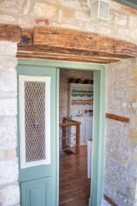 Eingangstür - Steinhaus Koumeika Samos