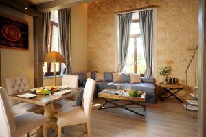 Suite – Wohn- und Essbereich – Pepi Boutique Hotel, Rethymnon