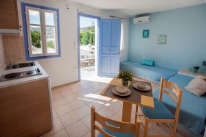 Superior Apartment – Wohnraum – Astarti Apartments ***, Livadakia