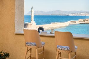 Superior Suite (Irene) – Terrasse mit Hafenblick – San Salvatore Monastery, Chania