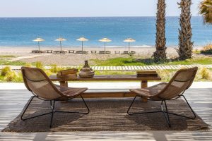Terrasse mit Blick auf den Strand Crystalia Beach House Lachania