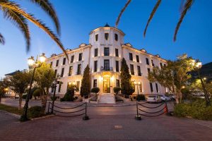 Thermae Sylla Spa & Wellness Hotel in Loutra Edipsou
