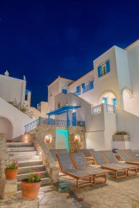 Treppe zum Pool - Romantica Apartments Agia Pelagia Kythira