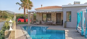 Villa Elena – Pool mit Pergola – Nopigia Villas Kissamos Kreta