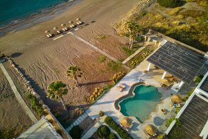 Villa und Strand aus der Luft Crystalia Beach House Lachania