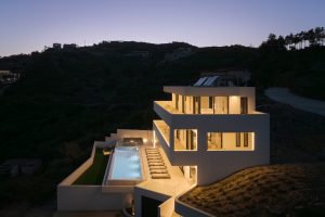 Villa von oben am Abend, Artio Villa Bali