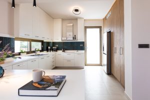 Wohnbereich mit Küche, Villa Aroma Agia Marina