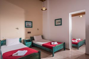 Zimmer mit Doppel- und Einzelbett – Aglaia Kalamaki Kreta